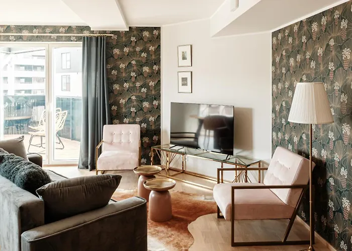 W Seaside Promenade, Free Parking *