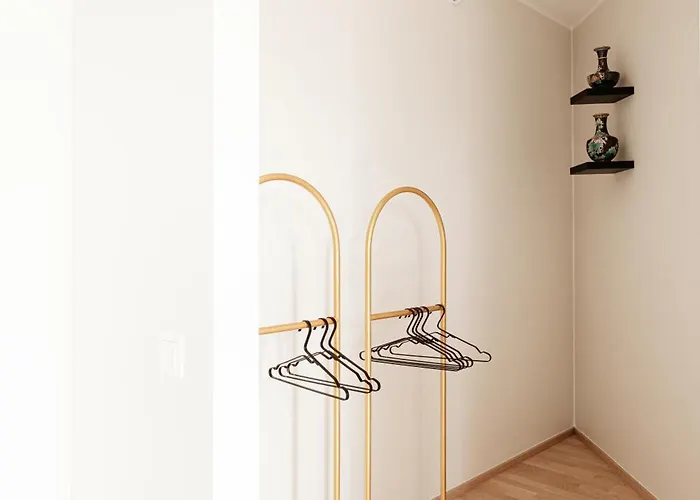 W Seaside Promenade, Free Parking Talin